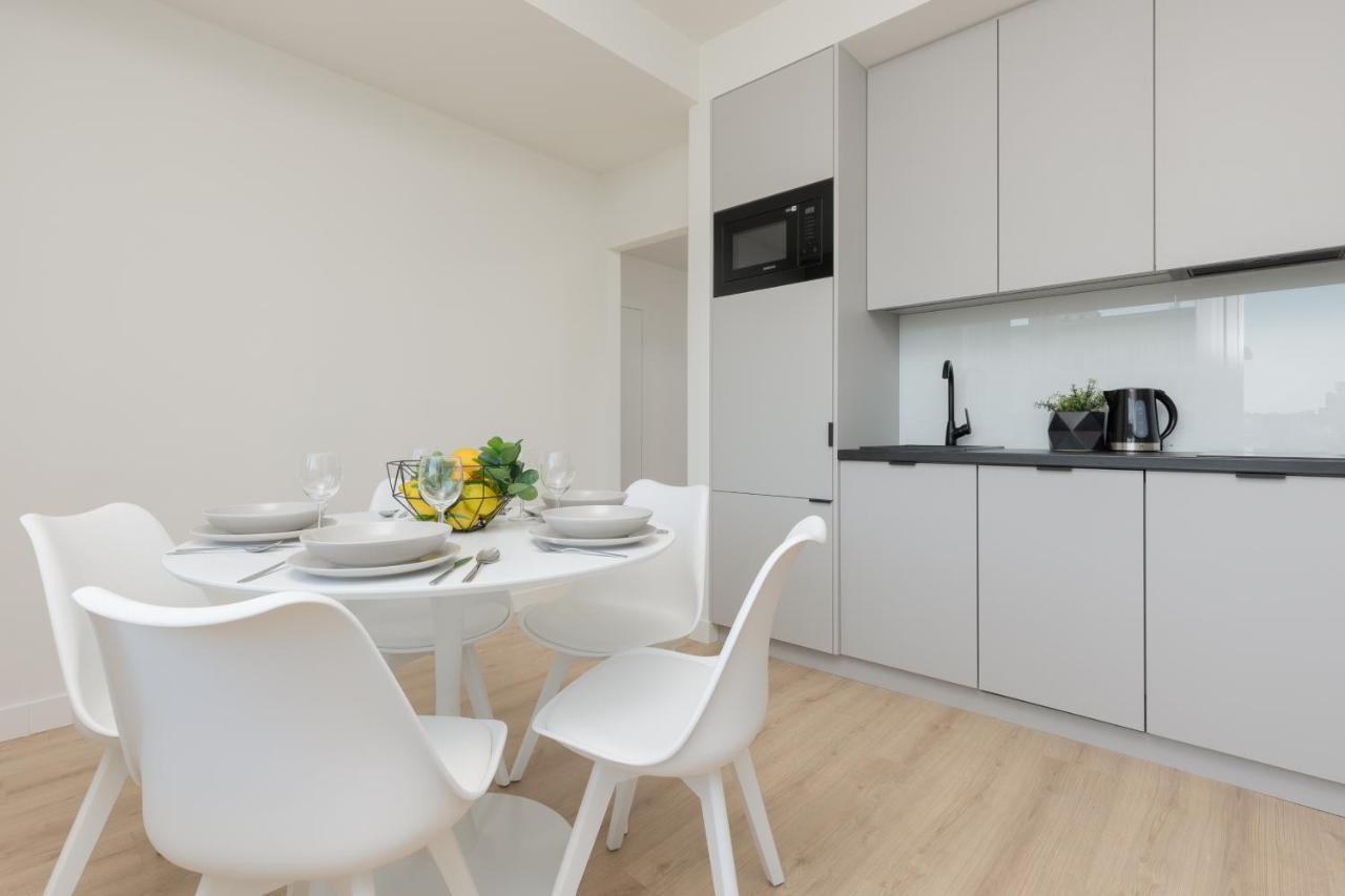 Amazing Spacious Apartments In Warsaw City Center By Noclegi Renters Buitenkant foto