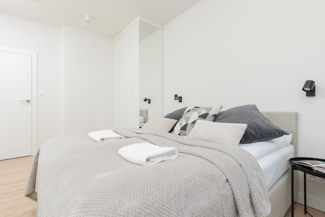 Amazing Spacious Apartments In Warsaw City Center By Noclegi Renters Buitenkant foto
