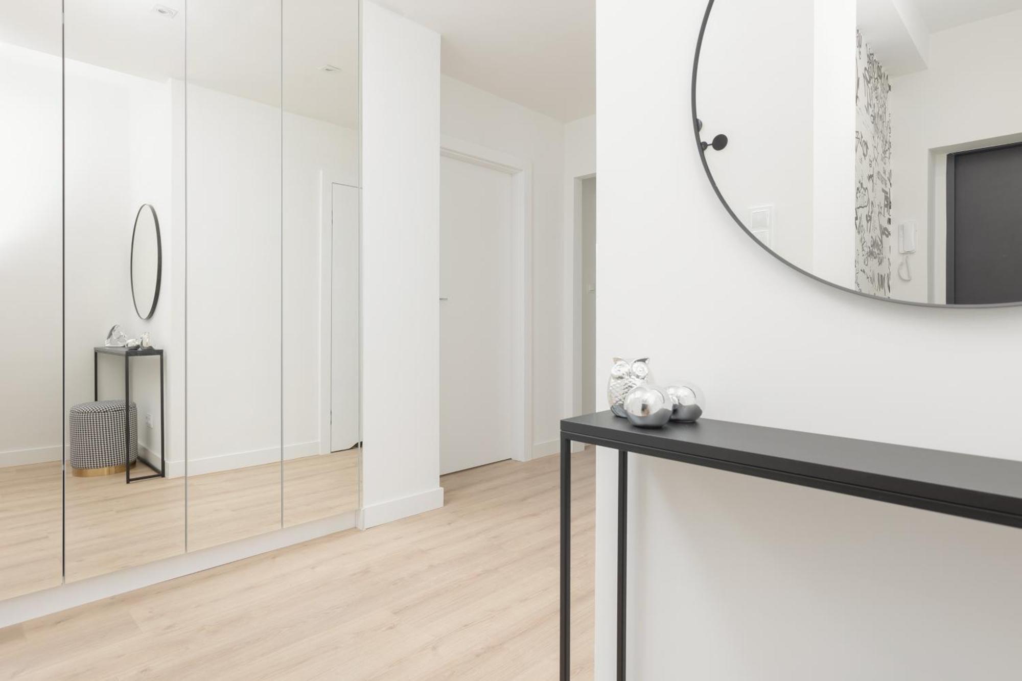 Amazing Spacious Apartments In Warsaw City Center By Noclegi Renters Buitenkant foto